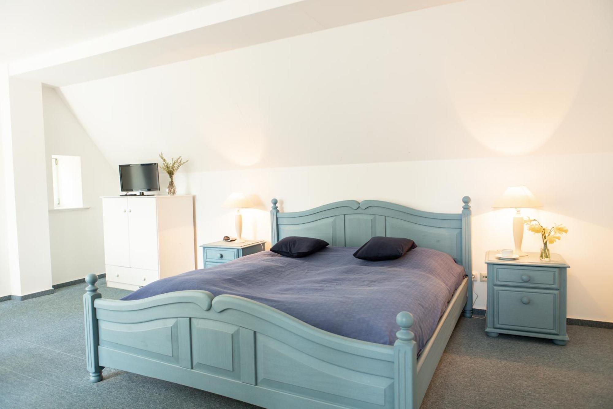 Hotel-garni Gut Tribbevitz 4*
