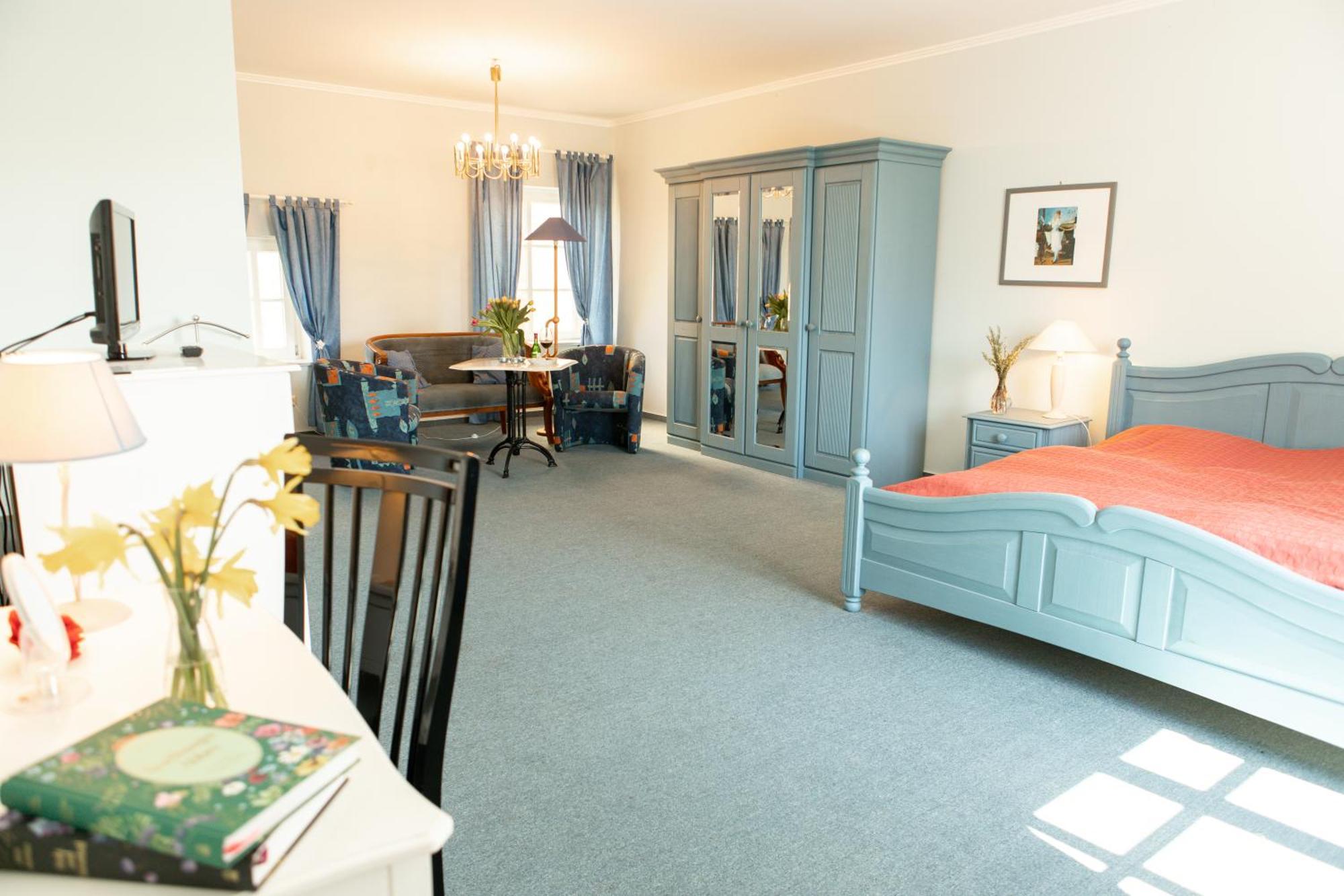 Hotel Boutique Gut Tribbevitz 4*